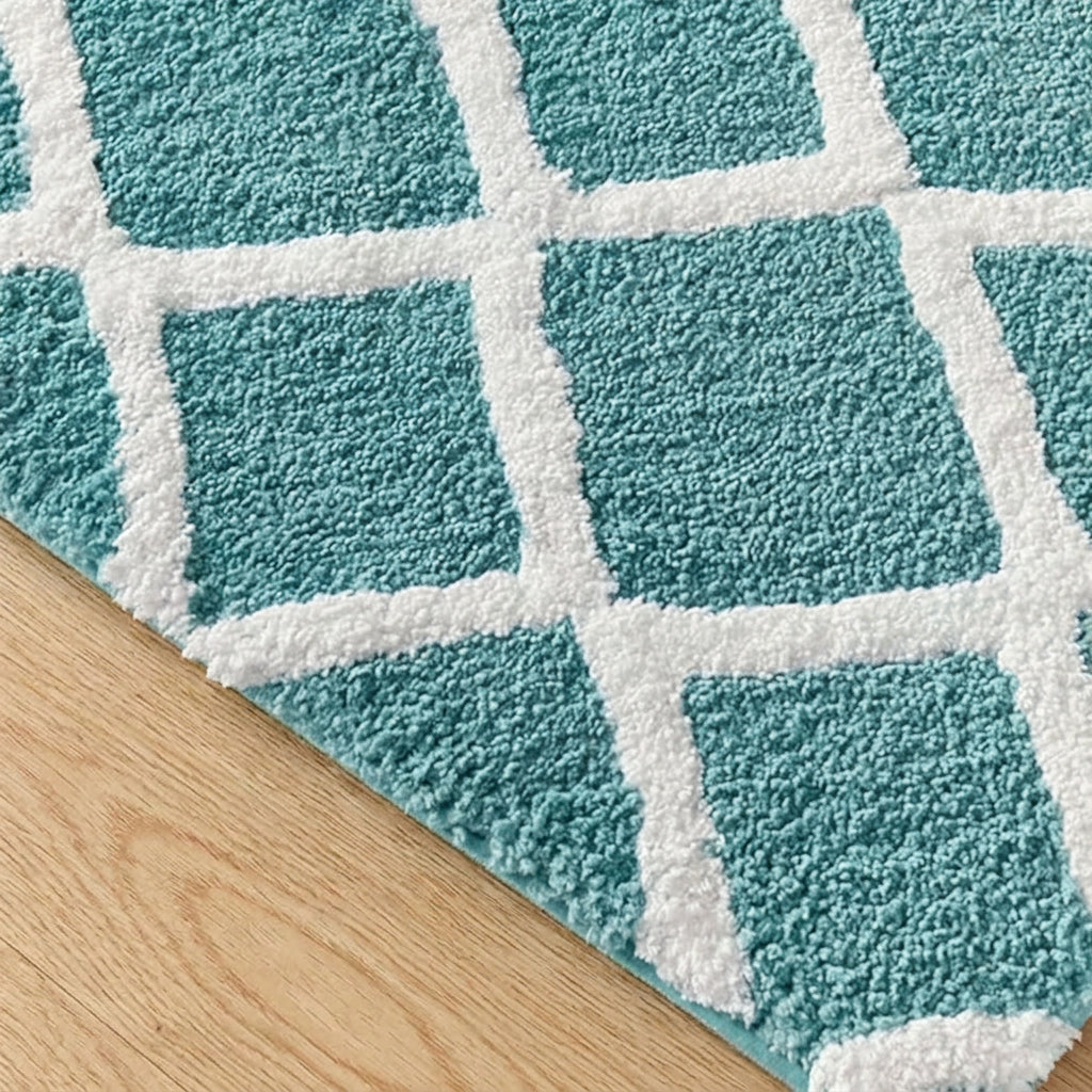 Reversable Bath Rug - 21 x 34