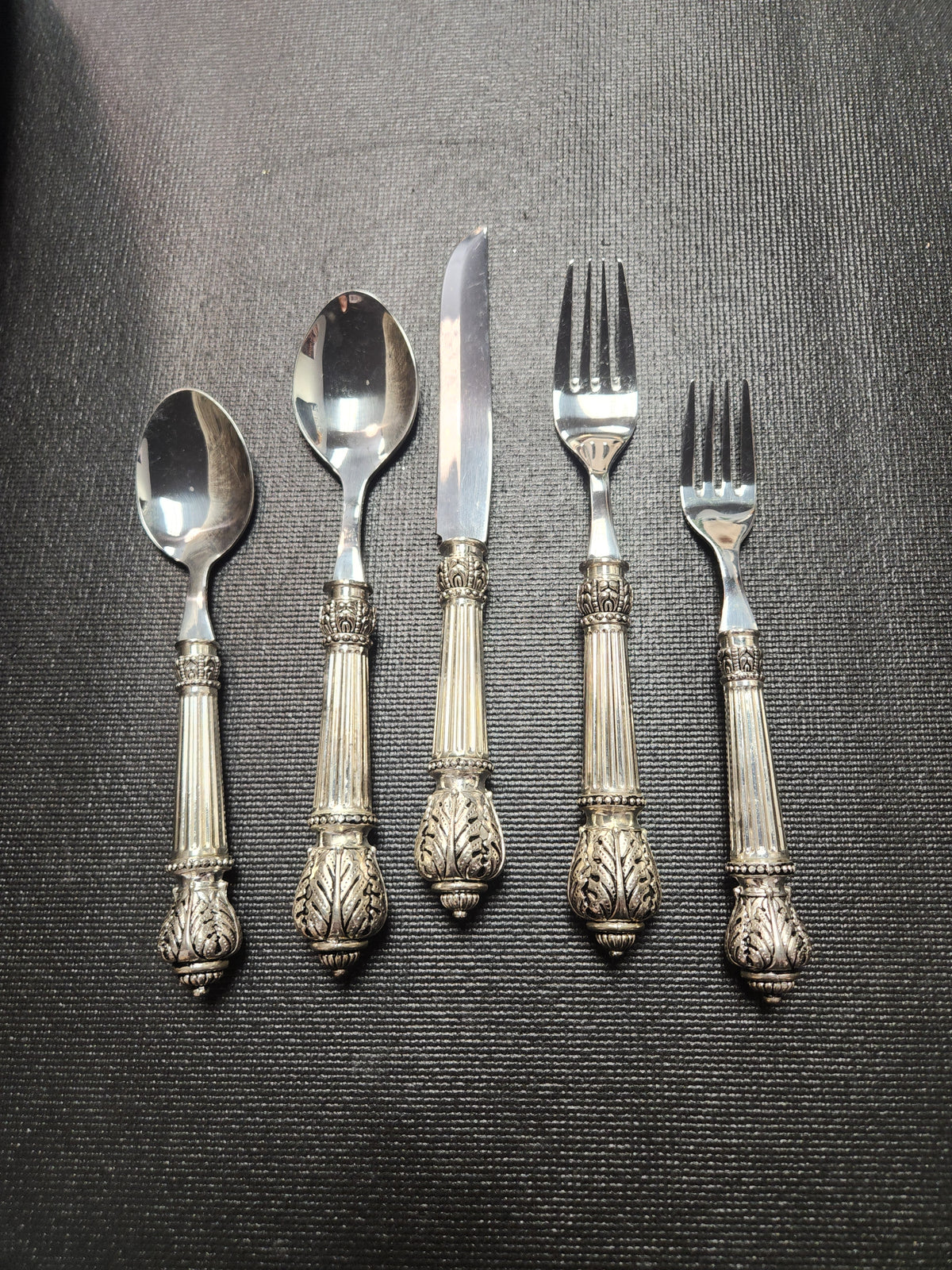 Godinger (for Neiman Marcus) Plume Pattern Flatware | One Place Setting | 5 Pcs